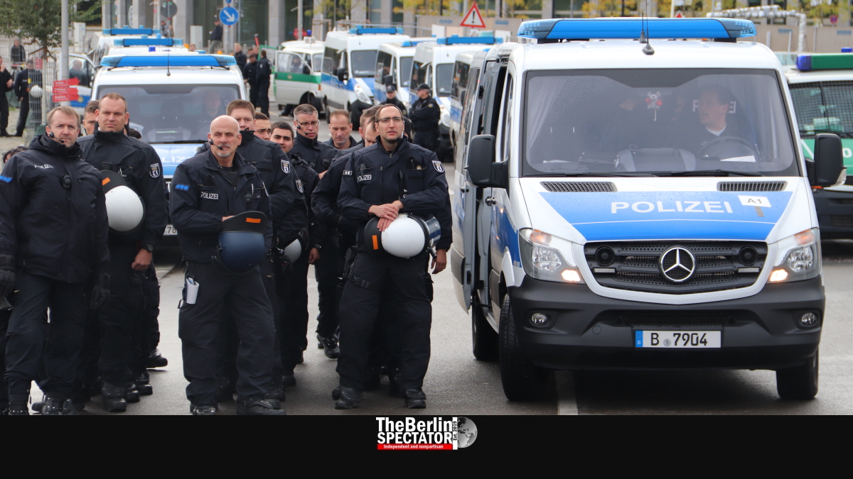 Suspects In Berlin Arson Case Fight Back Against March Raid