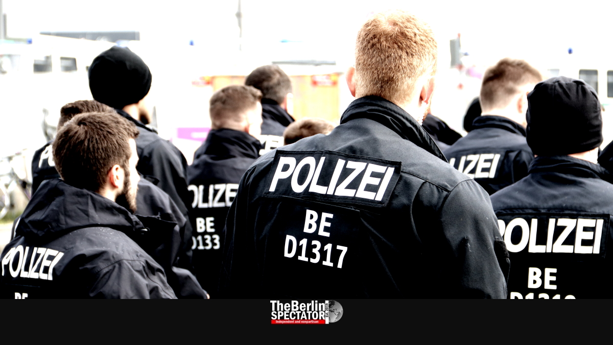 Berlin: A Knife Attack, a Shooting and Injured Police Officers