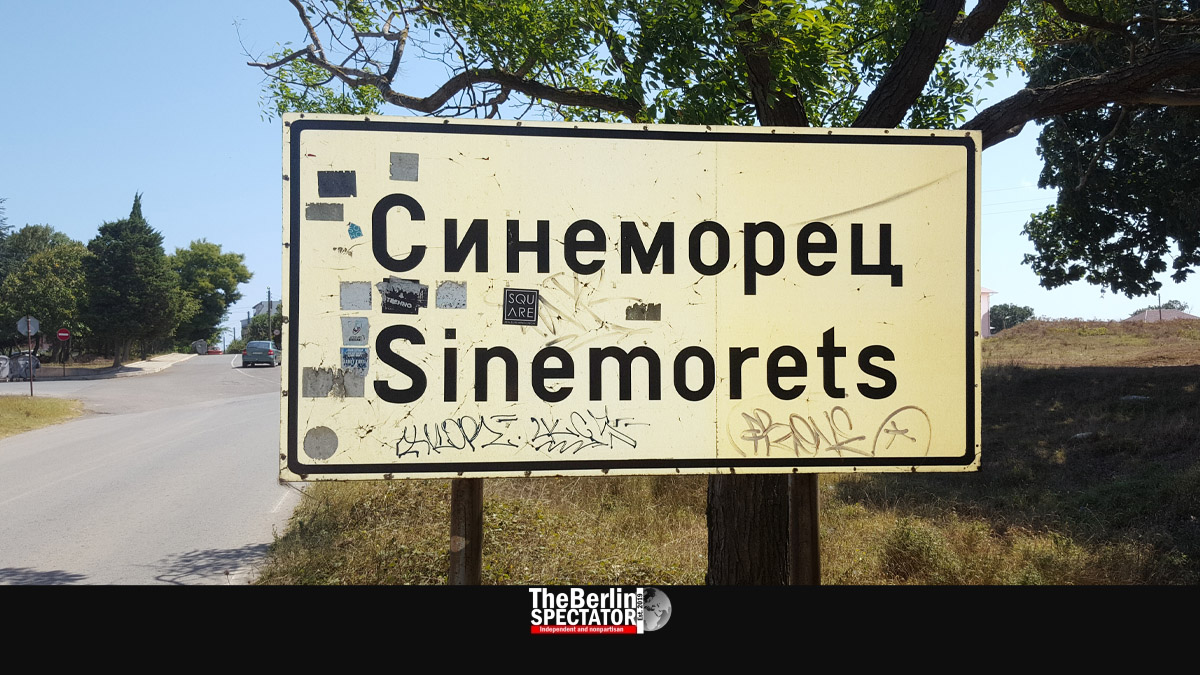 Sinemorets: Stunning Views and Fridge-Sized Insects